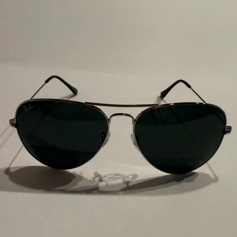 Ray-Ban Aviator Sunglasses RB3062 62mm. Silver Frame Unisex